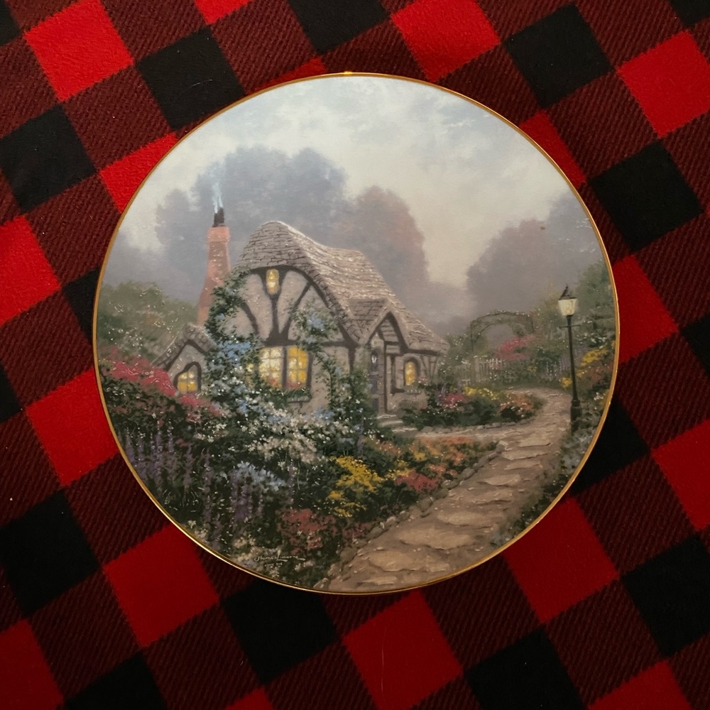 Thomas Kinkade Collectors Plate “Chandler’s Cottage”